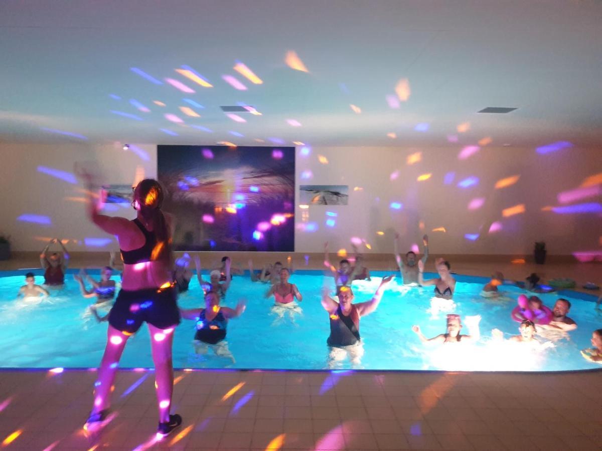 Albatros Spa & Ski ยารอสวาเวียซ ภายนอก รูปภาพ