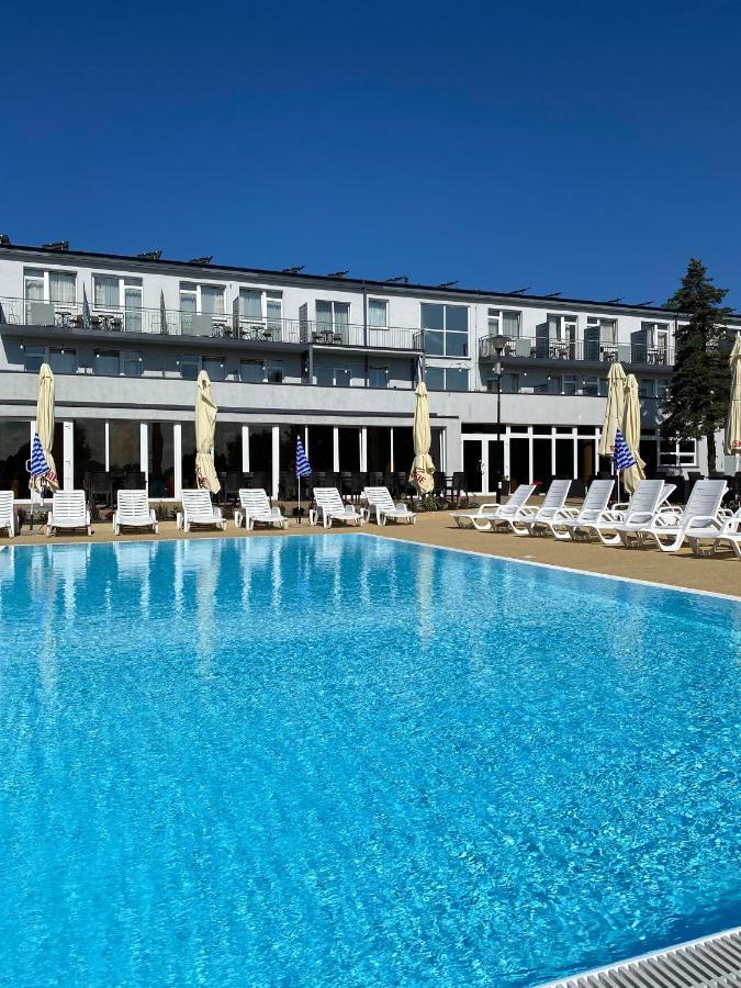 Albatros Spa & Ski ยารอสวาเวียซ ภายนอก รูปภาพ