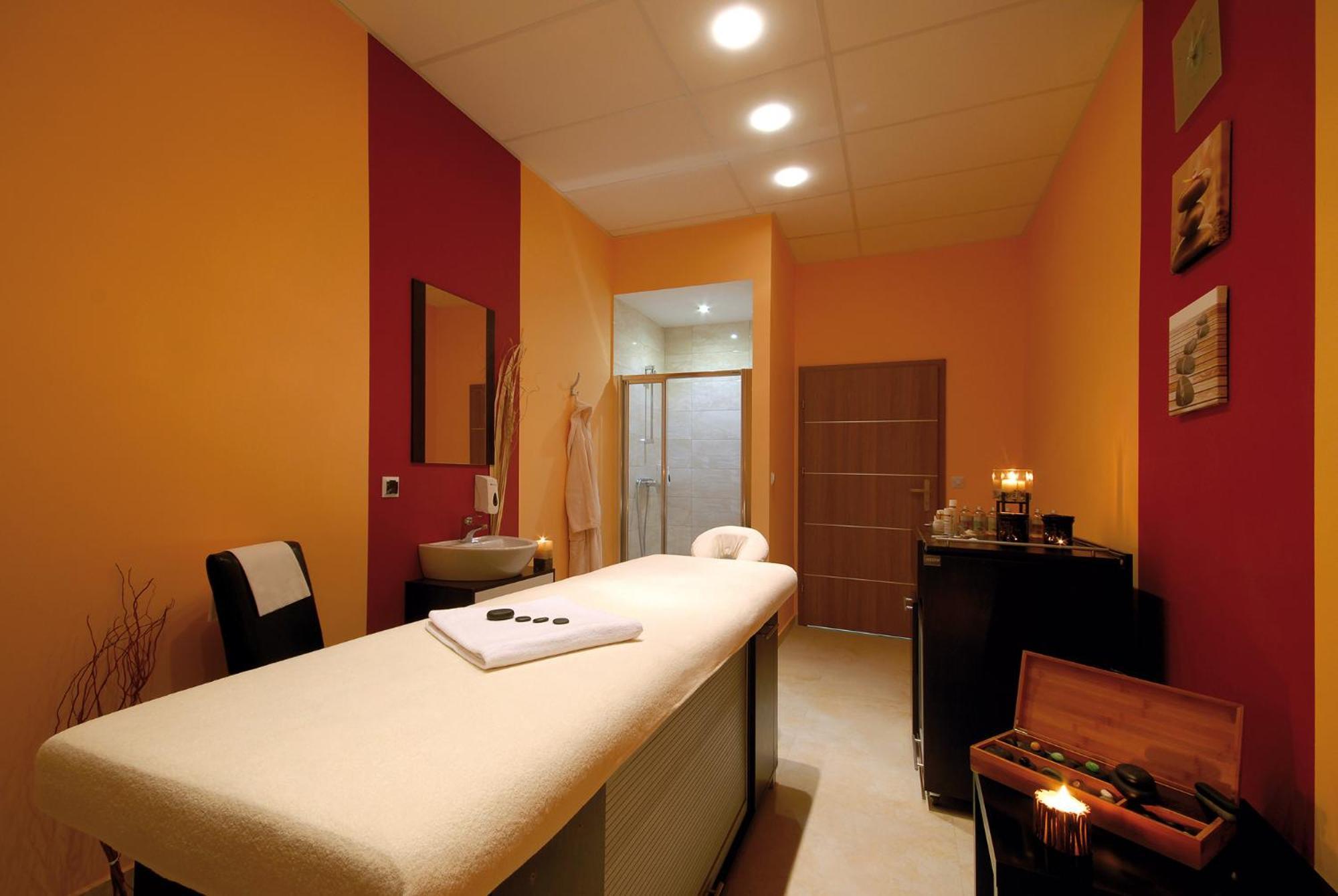 Albatros Spa & Ski ยารอสวาเวียซ ภายนอก รูปภาพ